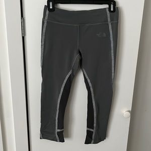 NWOT The North Face Gray Colorblock Workout Leggings